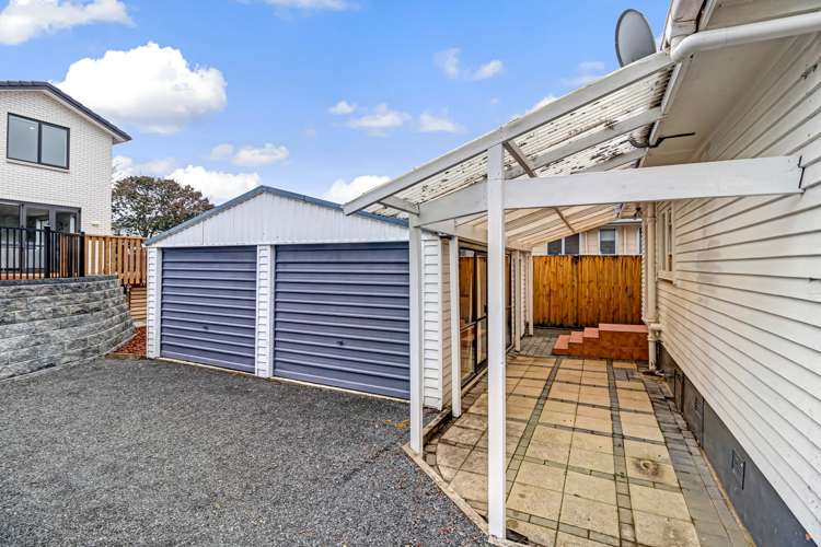 121 Abbotts Way Remuera_11