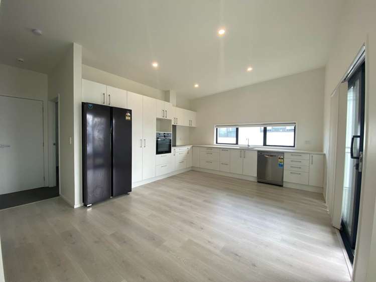 11C Tawa Crescent Manurewa_6