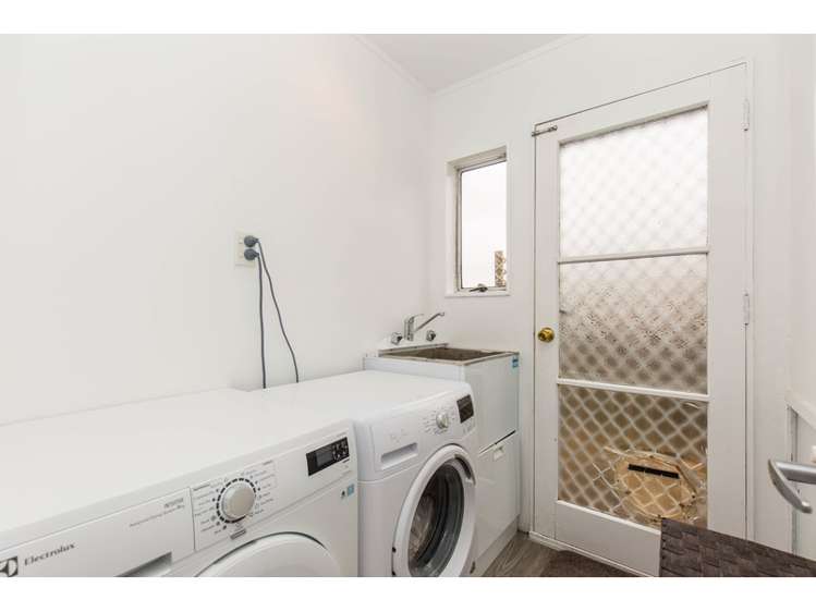 1/52 Arran Road Browns Bay_13