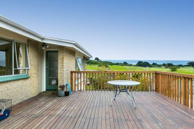 26 Norman Street Tainui_1