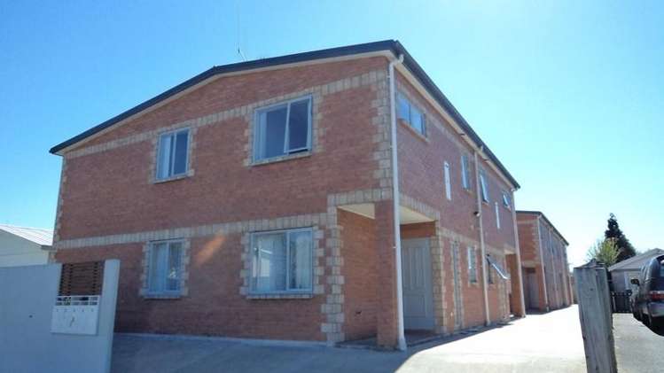 46B York Street Hamilton East_11