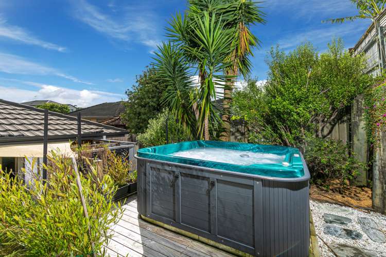 7 Thomas Hamer Place Greenhithe_11