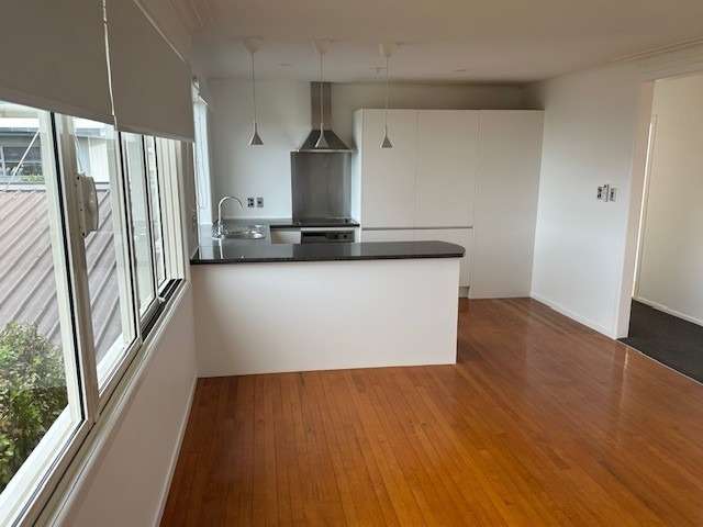 2/26 Otakau Road Milford_2