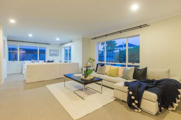 56 Baverstock Road Flat Bush_11