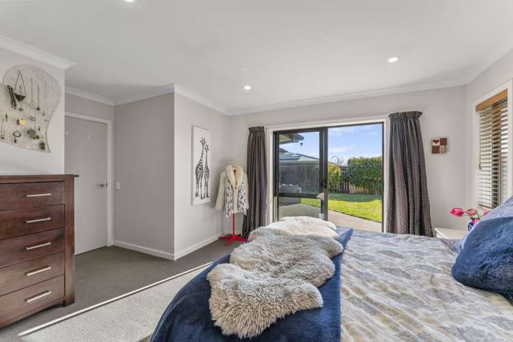 8 Brompton Close Richmond Heights_16