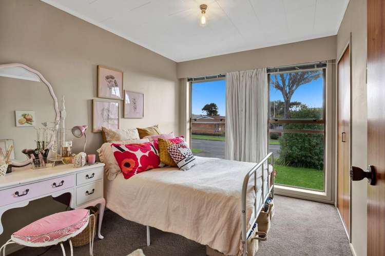 19 Wesley Avenue Frankleigh Park_13