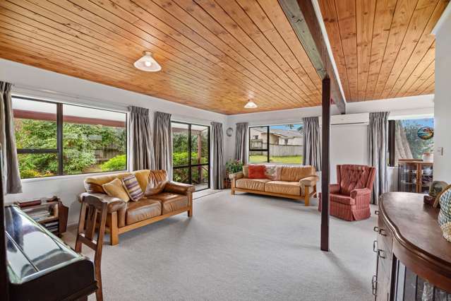 7 Carr Street Te Kamo_1