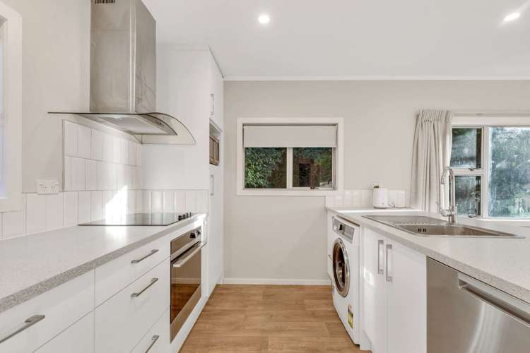 27 Awatea Terrace Lynmore_34