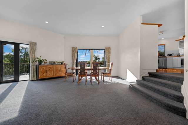 17 Eastwood Rise Browns Bay_1