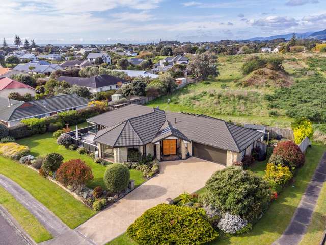 11 Barrett Drive Waikanae Beach_2