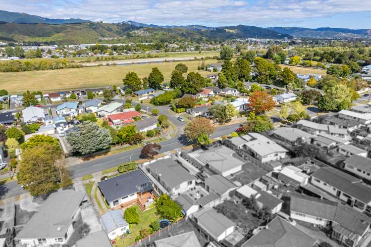 37 California Drive Totara Park_26