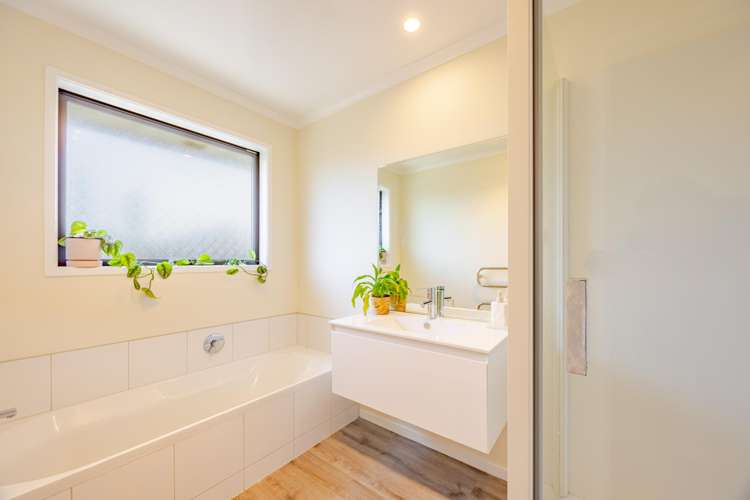 20 Dee Street Otane_15