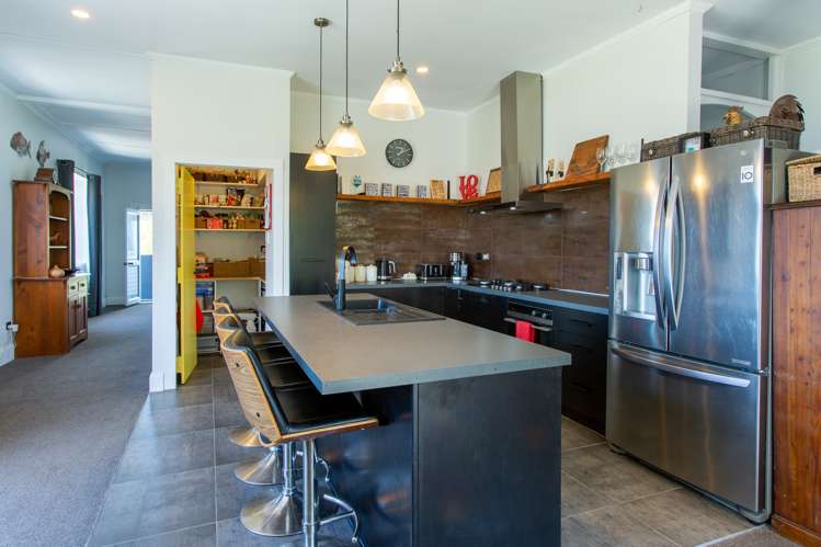 133 Adelaide Road Dannevirke_2