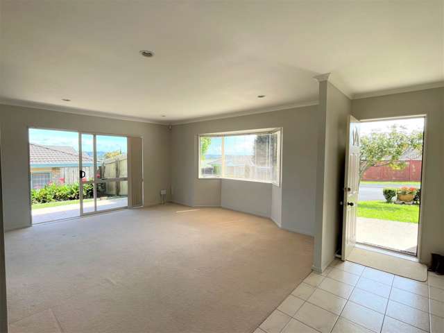 37 Fleetwood Drive Henderson_1