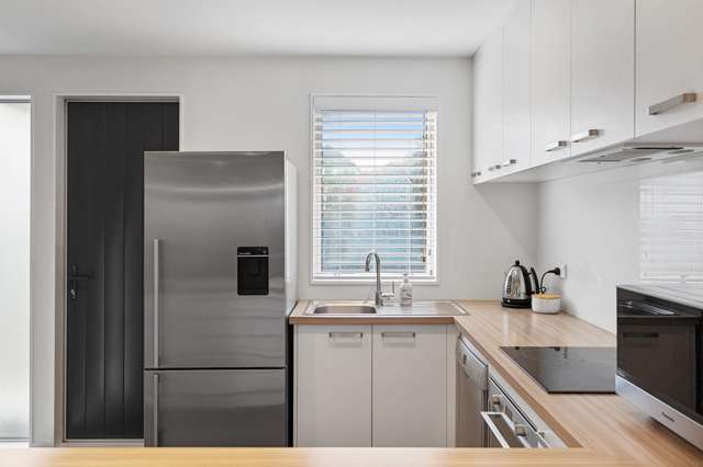 8/46 Andover Street Merivale_1