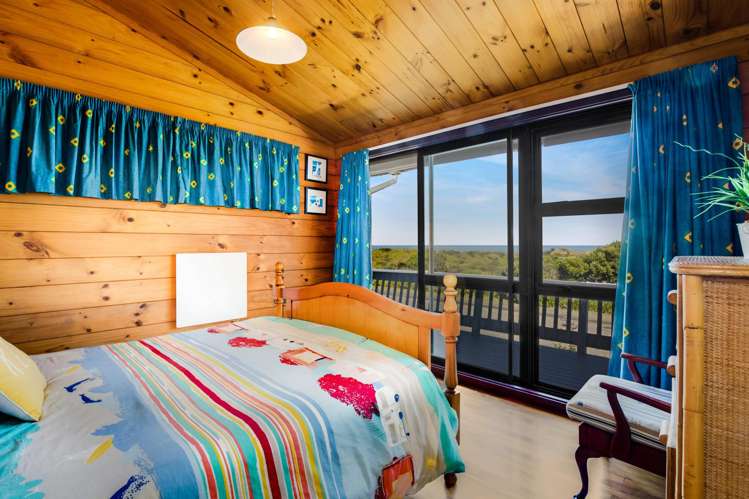 2A Marine Parade Otaki Beach_9