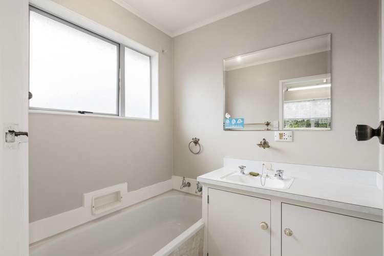 5a Starveall Street Brightwater_9