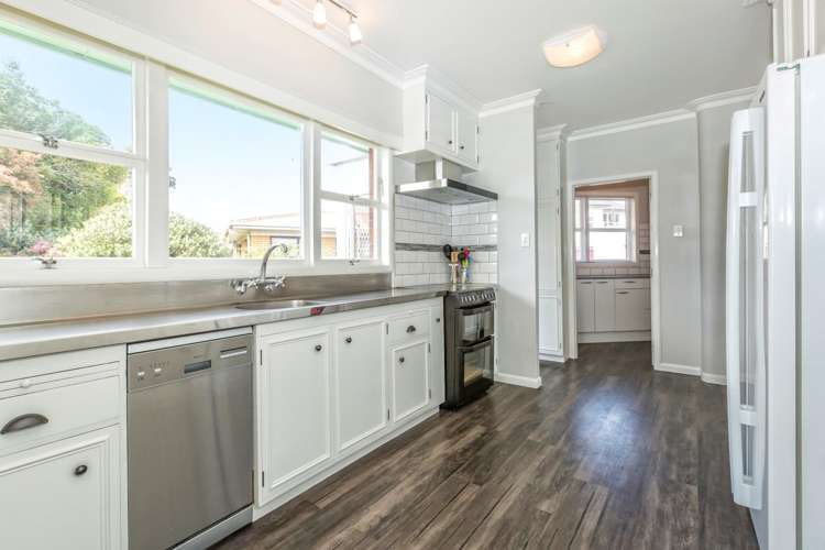 148 Kitchener Road Pukekohe_15