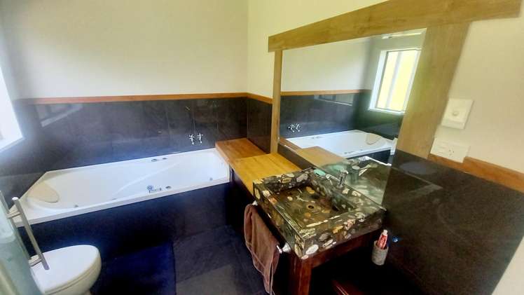 19 and 21 Sneyd Street Tuatapere_14