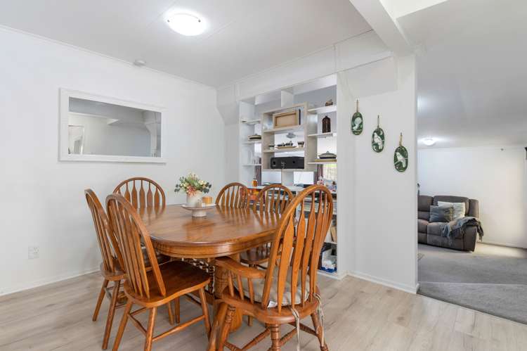 14 Luke Place Fairy Springs_6