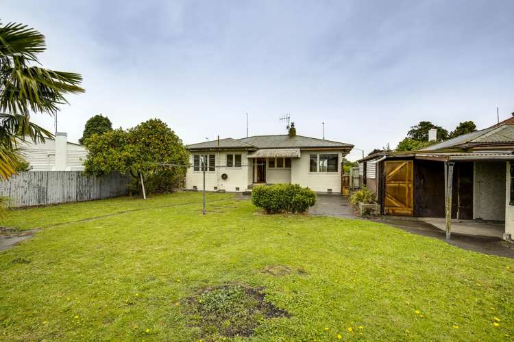 1102 Heretaunga Street East Parkvale_12