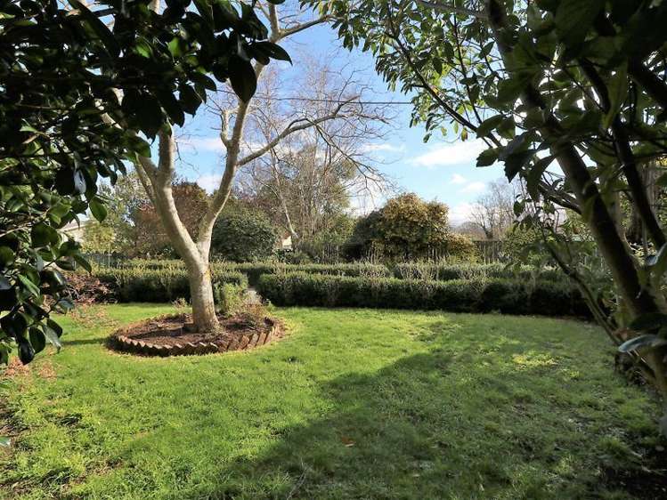 27 Hilton Road Carterton_24