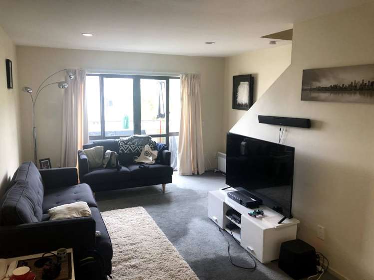 7/25 Rossmay Terrace Mount Eden_3