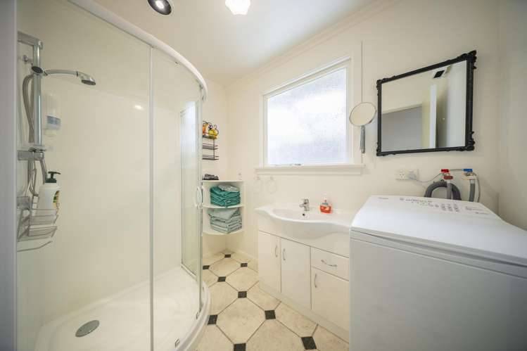 6 Cathedral Drive Manapouri_16