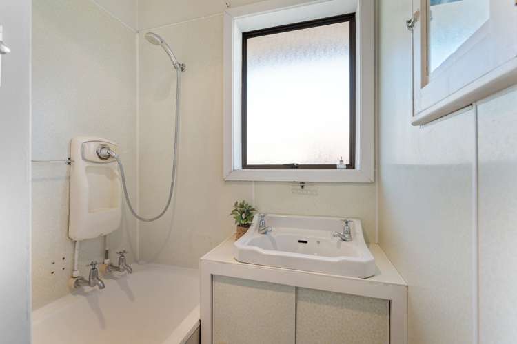 182 Marshland Road Shirley_10