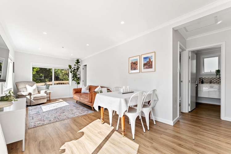 851 Whangaparaoa Road Manly_6