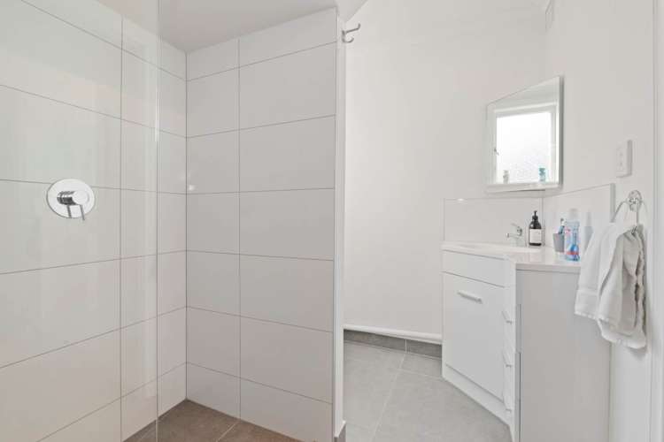 14 Elliston Crescent Stanmore Bay_18