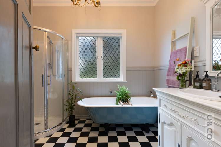 76 Awaroa Road Helensville_22