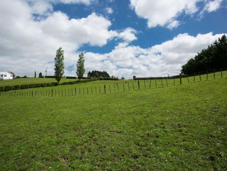 8 Laxon Road Whatawhata_4