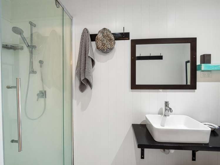 93 Marine Parade Mount Maunganui_28