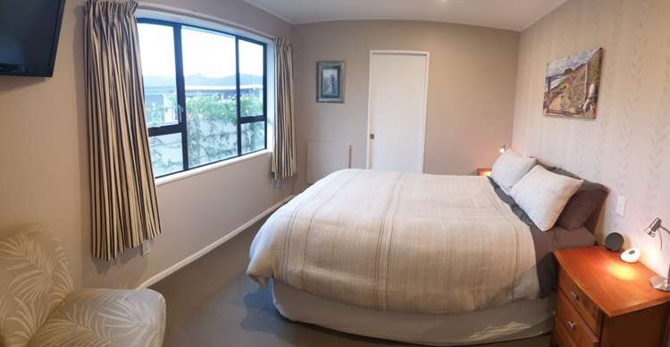 900 Florence Street Raureka_8