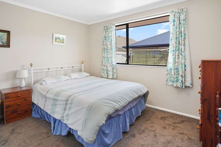 34 Willow Avenue Stoke_14