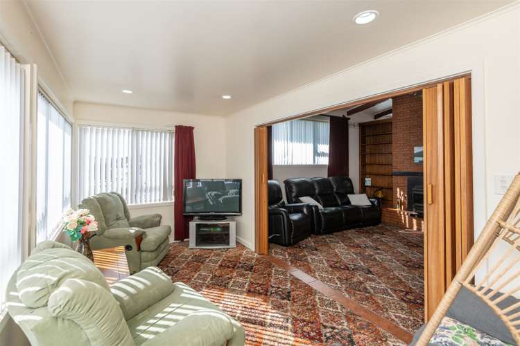 37 Churchill Avenue Allenton_12