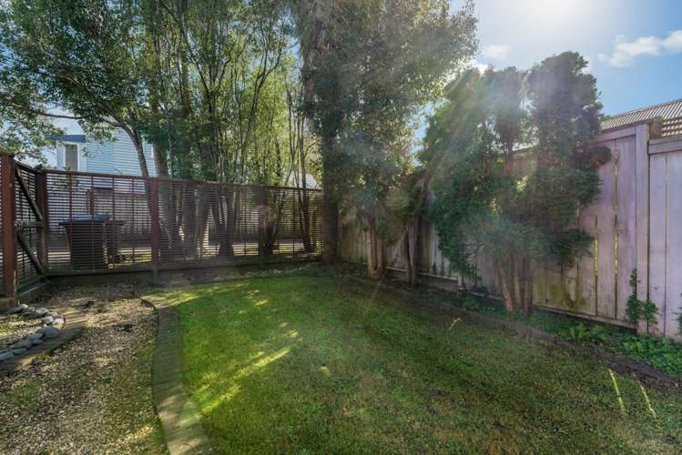 2/34 Owairaka Avenue Mount Albert_20