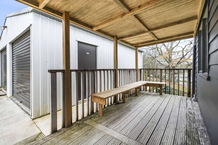 68a Acacia Crescent Glenview_11