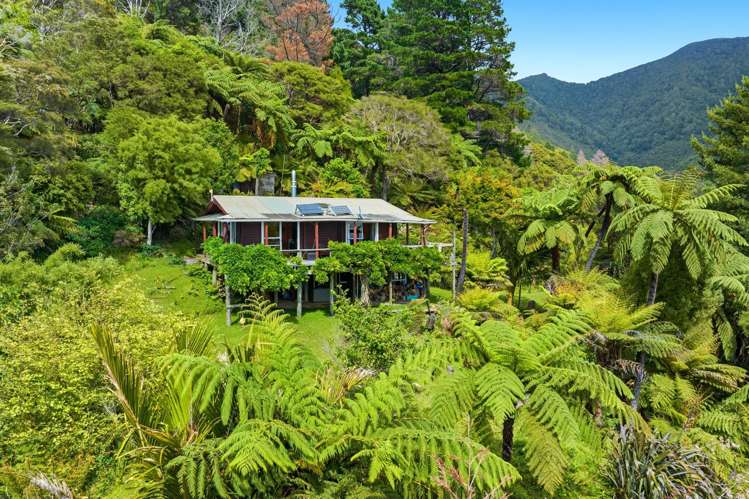 2149 North West Bay Marlborough Sounds_17