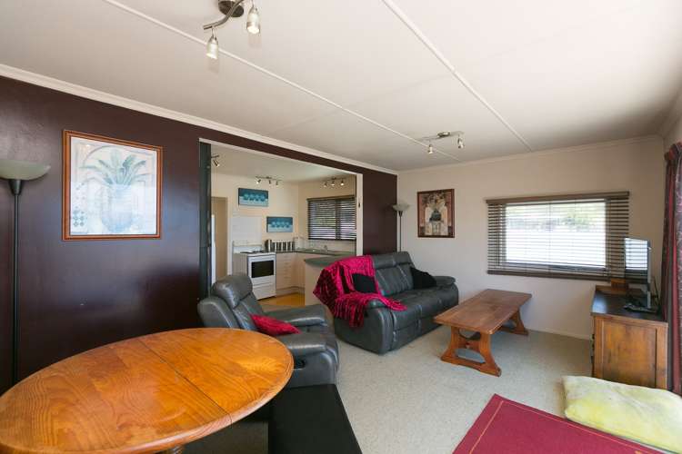 33 Onaero Beach Road Onaero_24