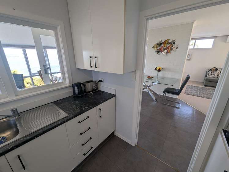 22 Tizard Road Birkenhead_12