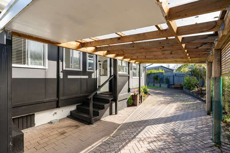 2/14 Huia Street Taupo_13