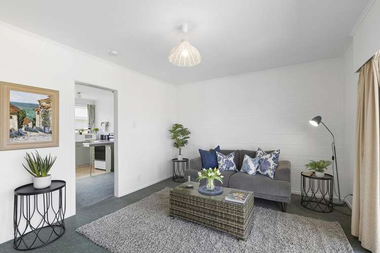 2/14 Jillet Street Titahi Bay_1