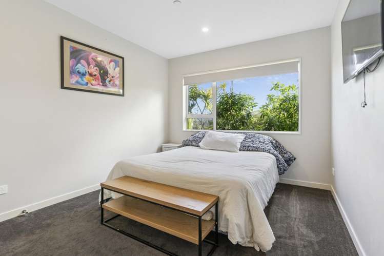 220 Forest Hill Road Waiatarua_16