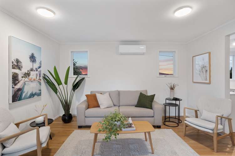 1/23 Fairclough Road Beach Haven_5