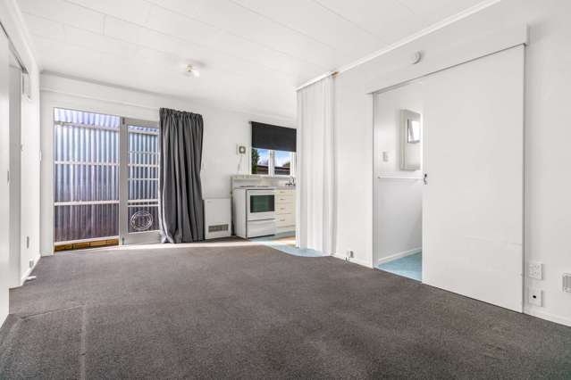 12a Seddon Street Glenholme_3