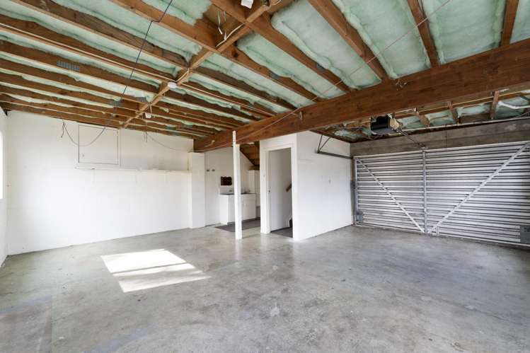 2/19A Ribblesdale Road Henderson_6