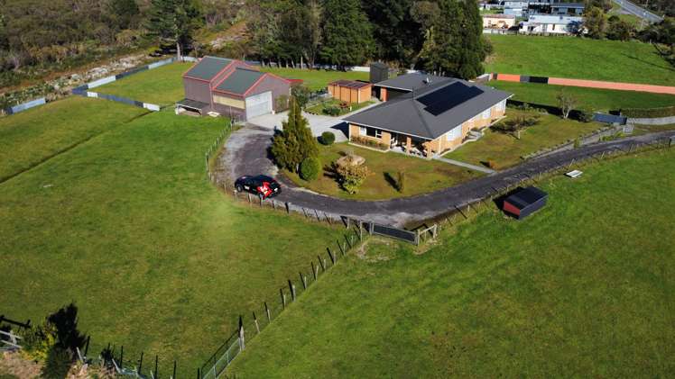 736 State Highway 7 Dobson_27