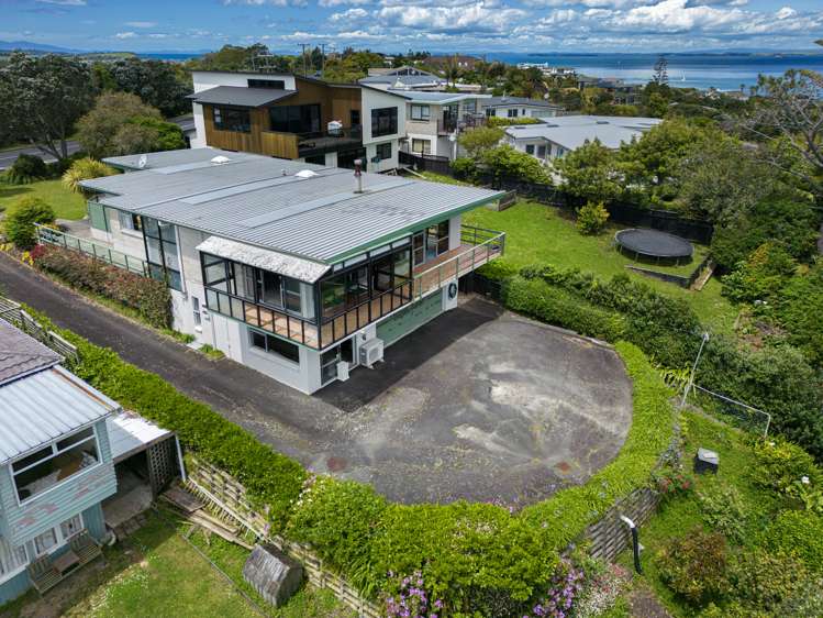 23 Roberts Road Matakatia_7
